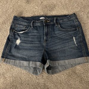 Old Navy 3” inseam boyfriend shorts